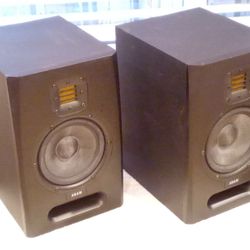 Adam F5 Studio Monitor Speakers
