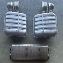 2020 Ford Mustang GT OEM Right And Left Muffler And Resonator