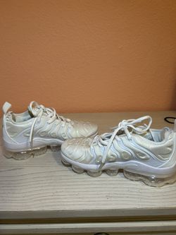 Woman’s Nike White Vapor Max