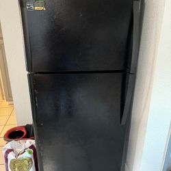 Kenmore Refrigerator 