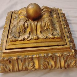 MCM Hollywood Regency Wooden With Green Tint Felt Lined Box & Lid collectable 9.5 in by 9 in by 3 in