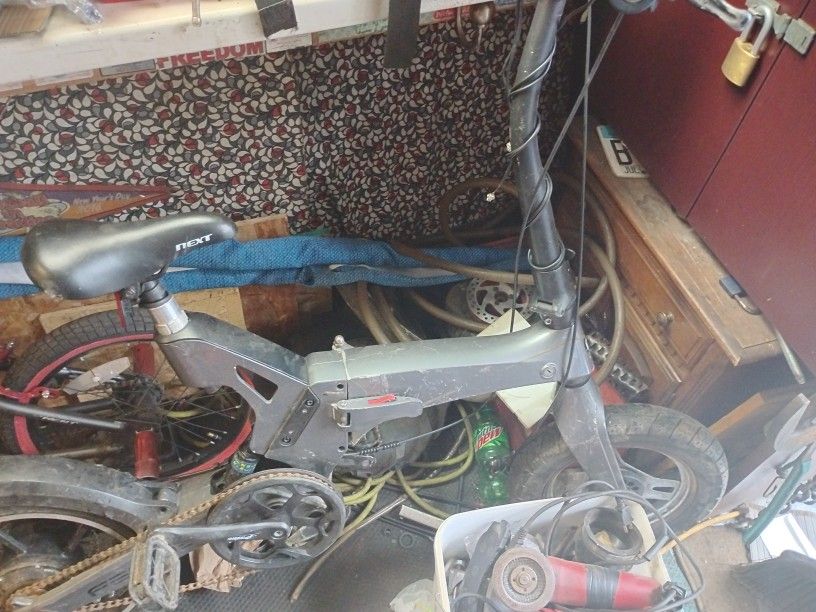 Fender E Bike Needs a Battery And Charger