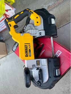 DEWALT 20V MAX XR Brushless Band Saw DCS374