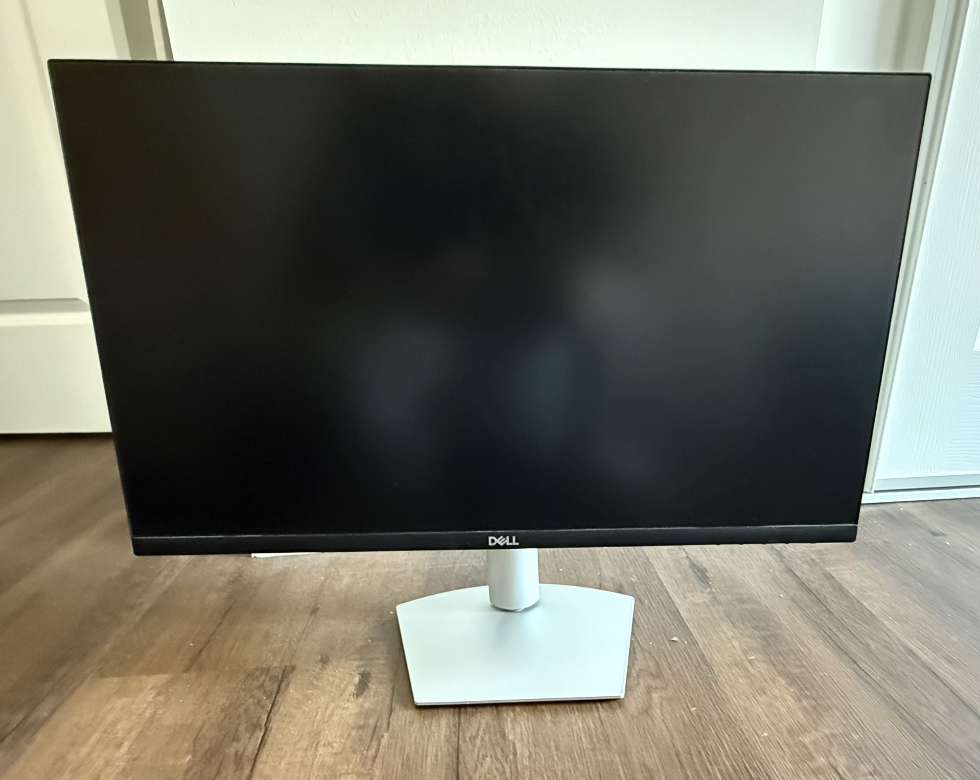 Dell 24” Full HD 1080p Ultra Thin Bezel Monitor