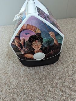 Harry Potter Igloo Cooler NWT Playmate Pal 7qt (6-9 Cans) for Sale in  Torrance, CA - OfferUp