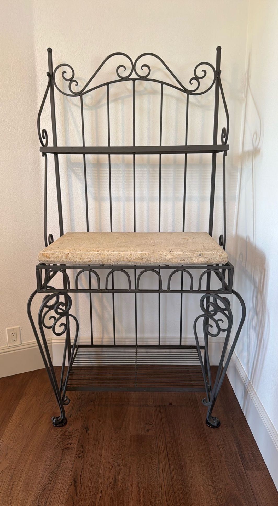 Stone Countertop And Rack