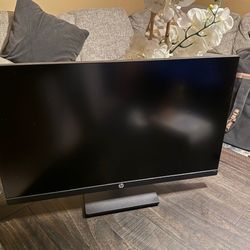 $200 or best offer HP X27q 27” QHD Gaming Monitor – 165Hz