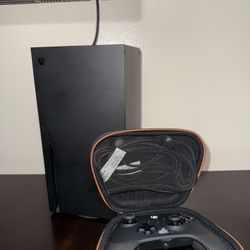 Xbox Series X & PowerA Controller 
