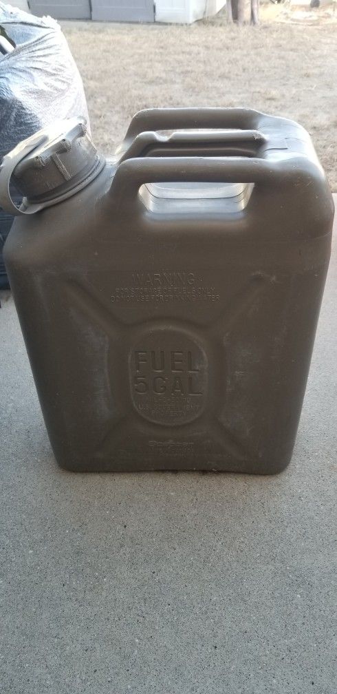 Scepter 5 Gallon Fuel Can