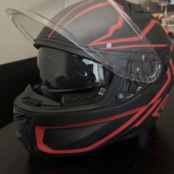 Motorcycle helmet