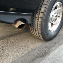 2000 Chevy Tahoe low 145k in great condition cold air like new tires soon to be classic