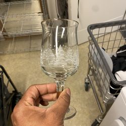 Set of 10 Vintage Libbey Arby's Winter Snow Scene Wine Glasses Gold Rim Goblets