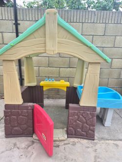 Little Tikes outdoor play