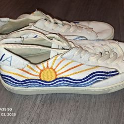 Women's Size 9 Soludos Sneakers 