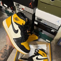 Air Jordan 1 Retro High OG ‘Yellow Toe’