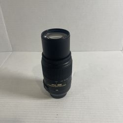Nikon AF-S DX NIKKOR 55-300mm f/4.5-5.6G ED VR Lens