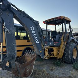 2020 John Deere 410L 