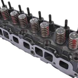 High Output Marine Engine Cylinder Head for Mercruiser and Volvo Penta Years 1991-newer(used) (1796)