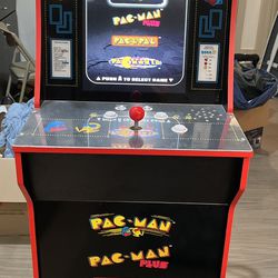 PAC-Man Arcade 