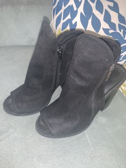 Black short booties