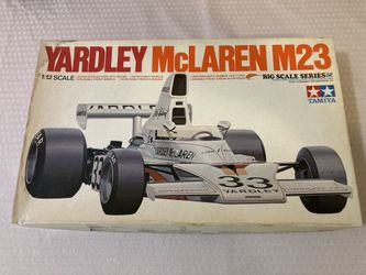 Tamiya 1/12 Scale Yardley McLaren M23 Formula 1 model kit (Kit #12017)