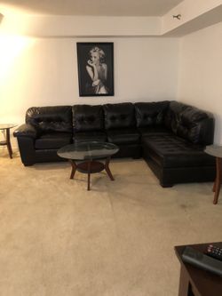 Sectional sofa leather