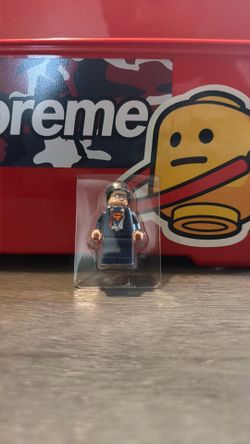 Clark Kent (Superman) Minifig