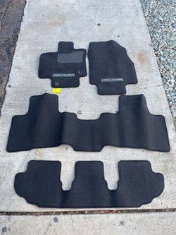 2020-2025 Toyota Highlander carpet floor mats original OEM