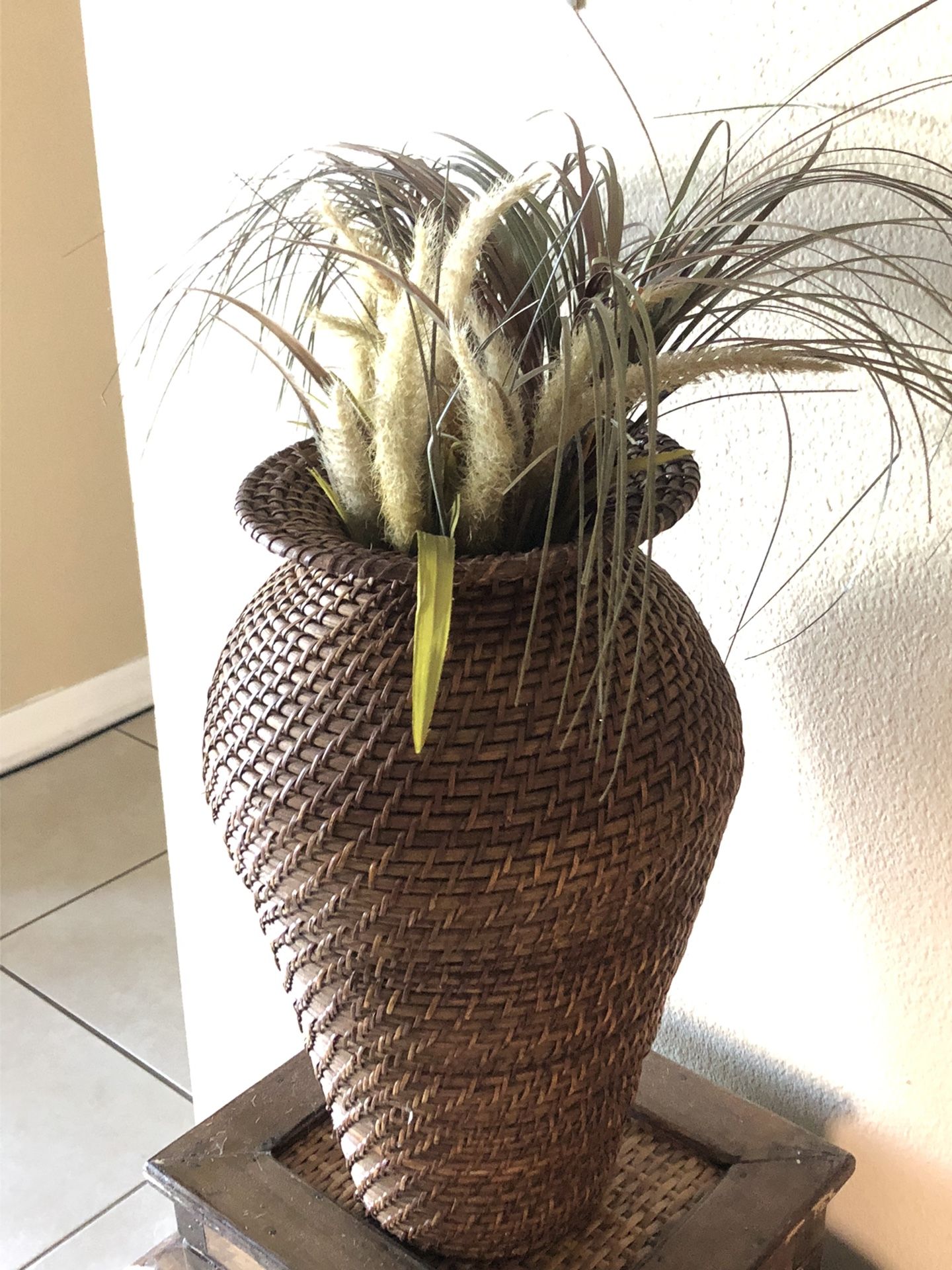 Wicker Rattan Vase