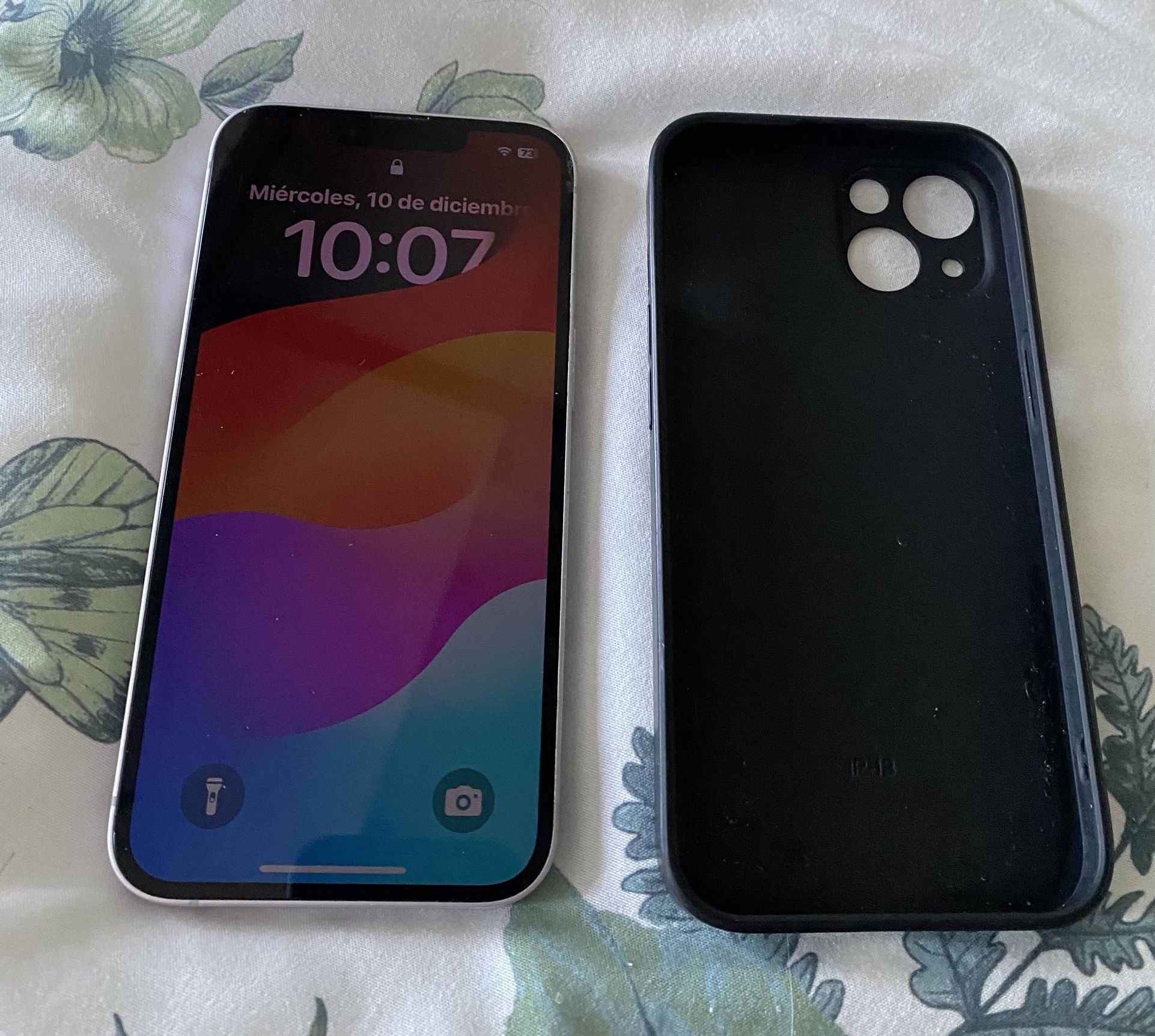 Apple iPhone 14, 128GB, Purple, Unlocked , Pre Owned & Works Great !