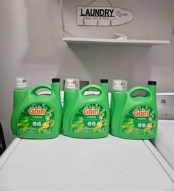 Gain detergent bundle