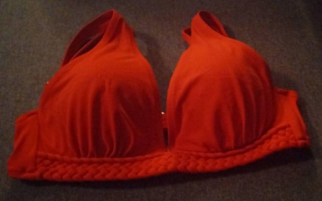 Women's Bikini Top Size 36B Red