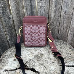 Coach Sullivan Crossbody Bag ( Good deal) 