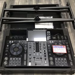 Pioneer DJ XDJ-RX3 2-Channel Rekordbox/ Serato DJ System W/ 10.1” Touchscreen & Road Case 