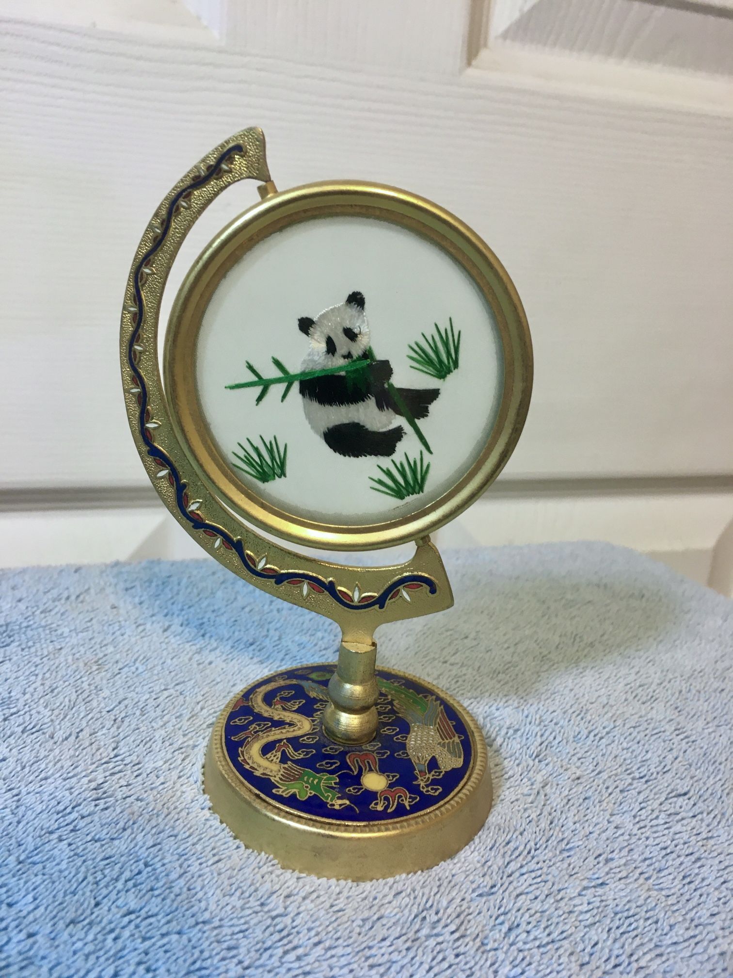 Panda 2-sided Silk Embroidery on Cloisonné Base
