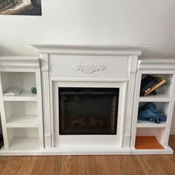 Electric Fireplace And Bookshelves 