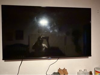 55” TCL w/Remote