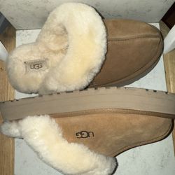 Ugg Disquette Size 9
