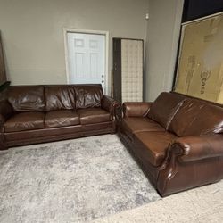 Genuine leather couch and love seat set, delivery included 