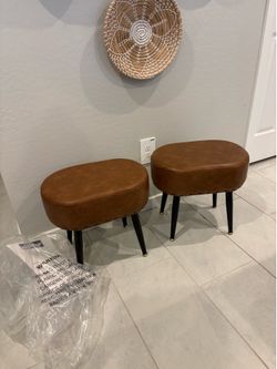 Brand New 2 foot stools/ ottomans/ vanity stool $35 EACH