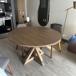 4-6 Chair Dining Table