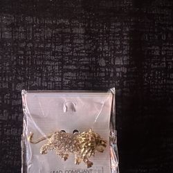 Gold Lion Brooch