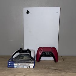 PS5 Disc Edition CFI-1215A Bundle + 2 Controllers + 3 Games
