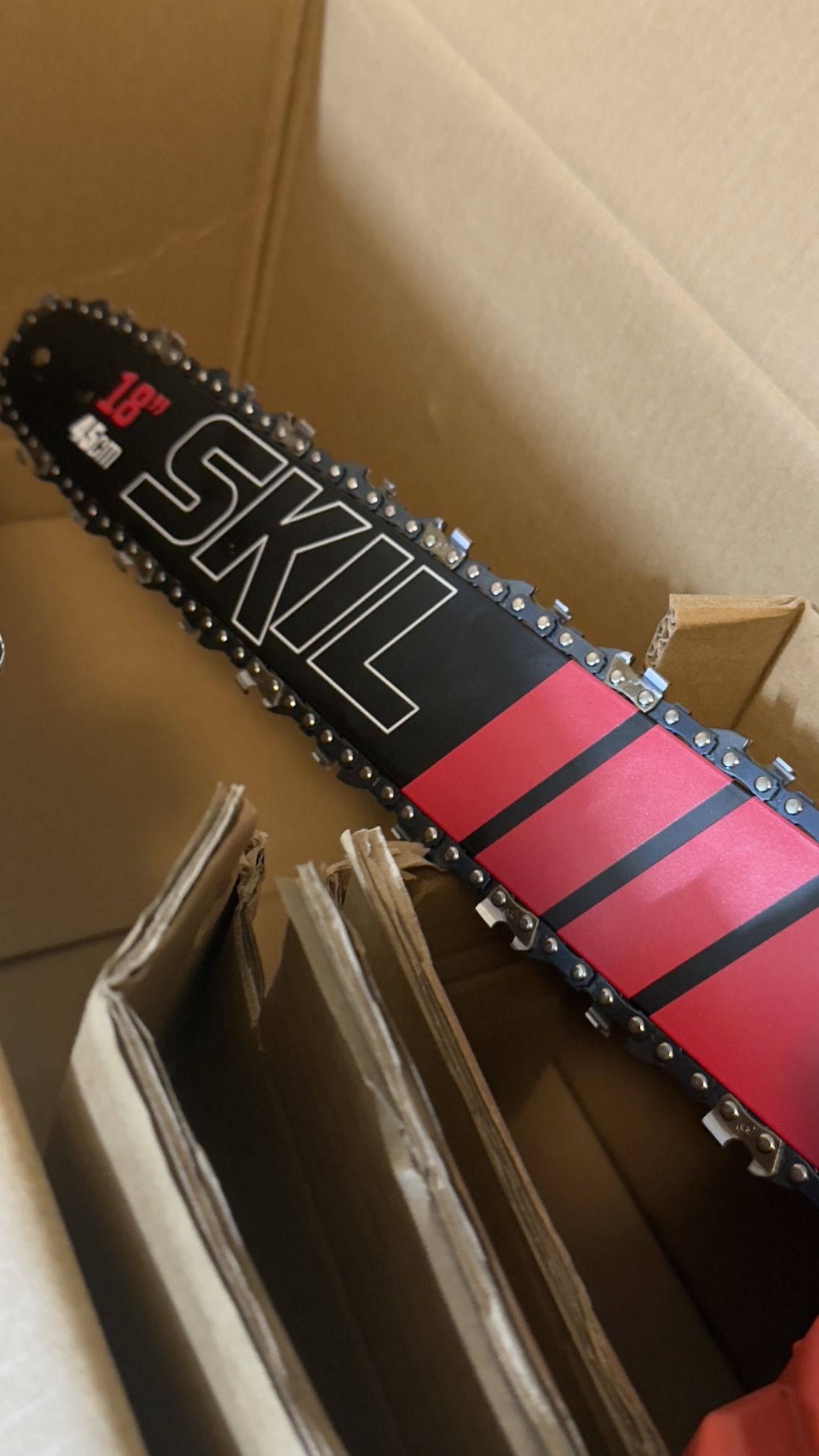 18” Skil 40v Electric Chainsaw