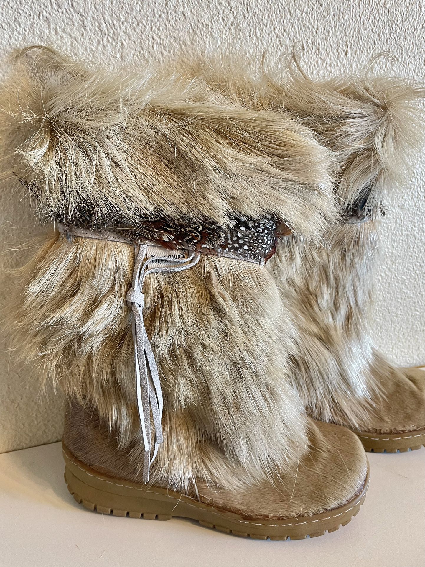 Bearpaw Faux Fur Women's Boots Sherpa Lining Brown Size W 7
