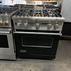 Viking 30”Wide Dual Fuel Range Stove In Gloss Black 