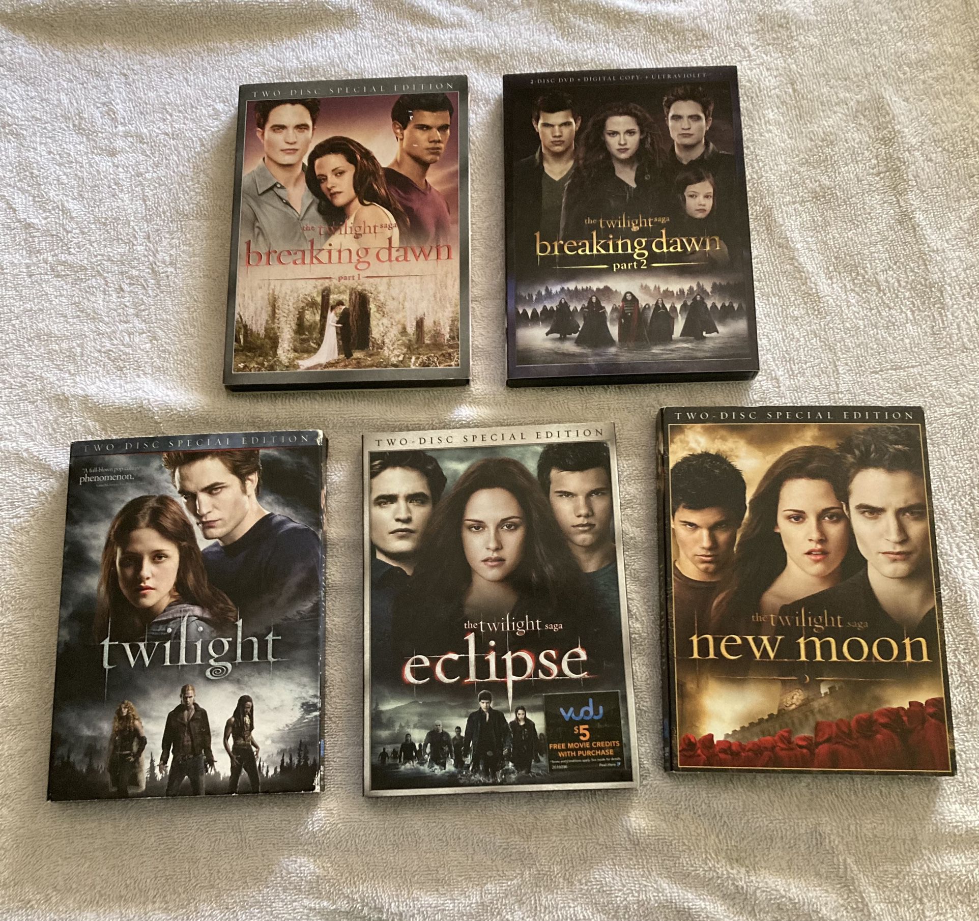 Twilight Saga 5 DVD Set