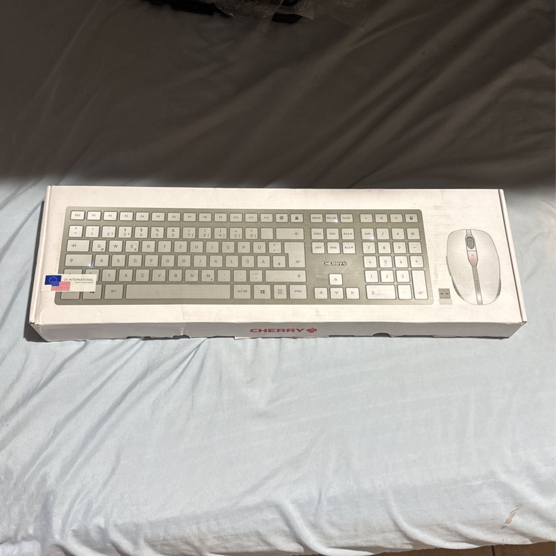 Cherry DW 9000 Slim Wireless Desktop Keyboard SET Silver