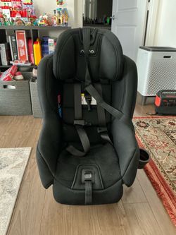 NUNA Rava Convertible Car Seat in Black