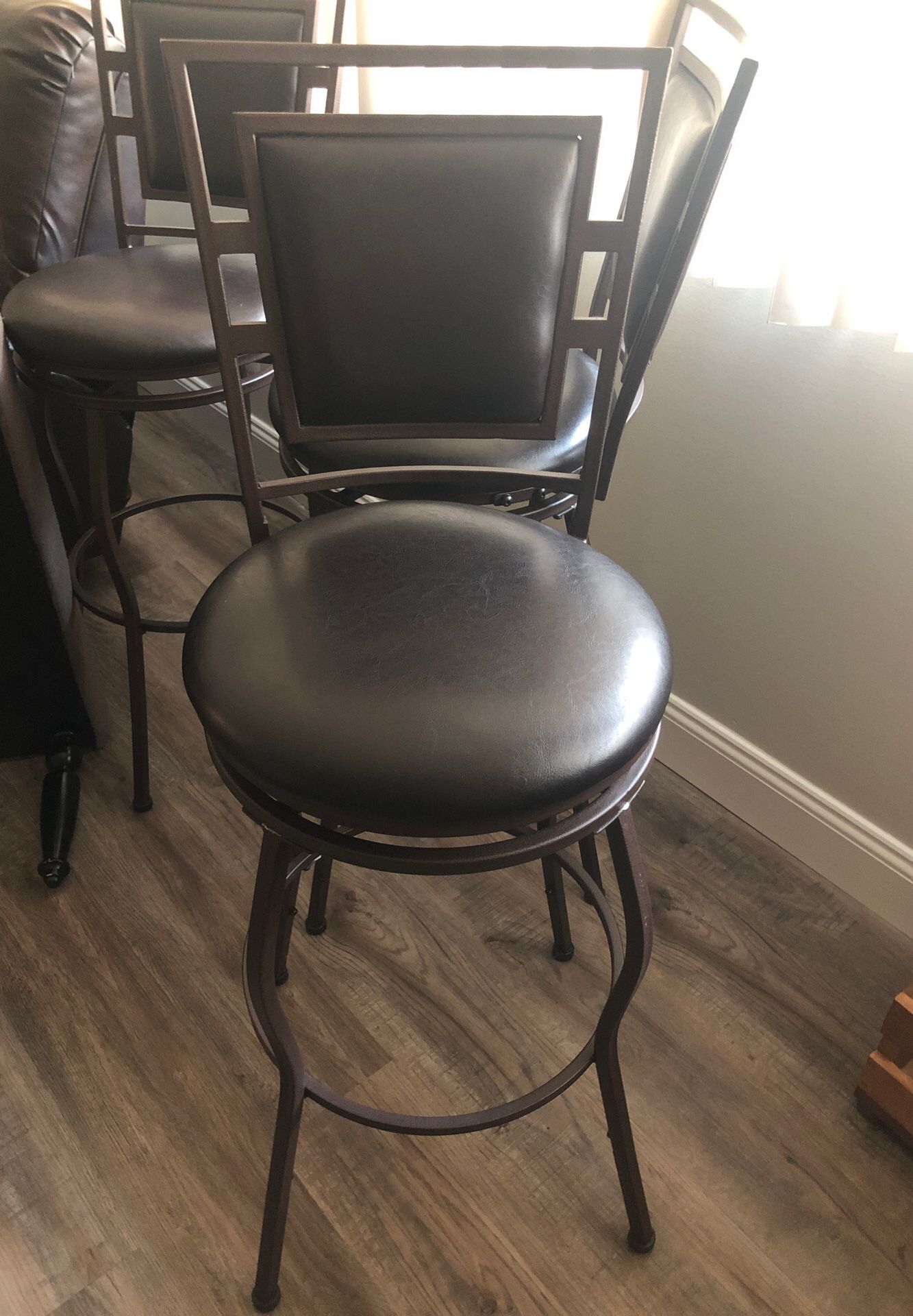 Leather adjustable bar stool